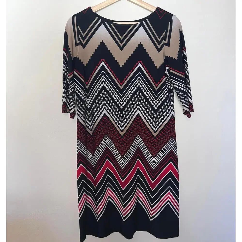 Modern Retro 60s 70s Inspired Bold Chevron Color Blocked Workwear Shift Mod Med